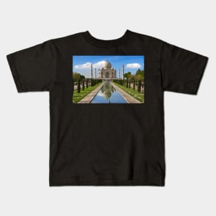 Taj Mahal with reflection north side. Kids T-Shirt